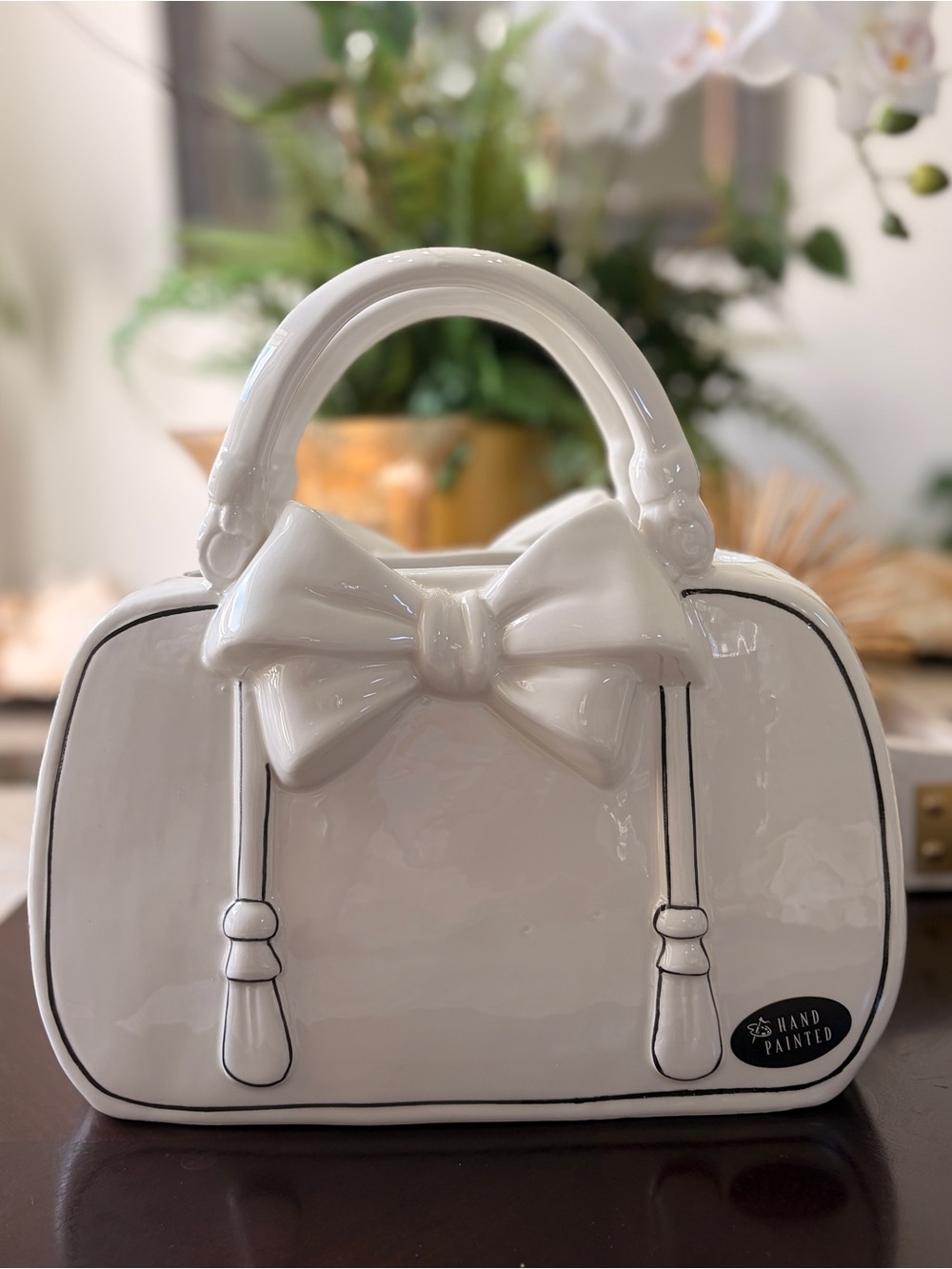 LAST ONE!!Hand-Painted Ceramic Bow Accent White Women's Bag Décor-Large 10”x 10” - Picture 5 of 9
